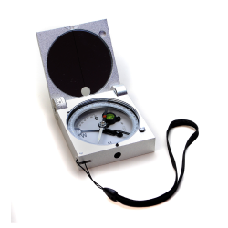 Freiberger-Type Compass